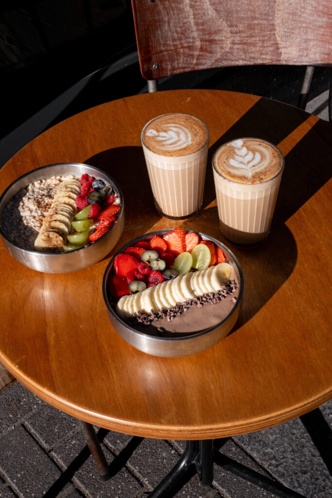 Weekend brunch spread with drinks at Café de la Presse Central, Brussels